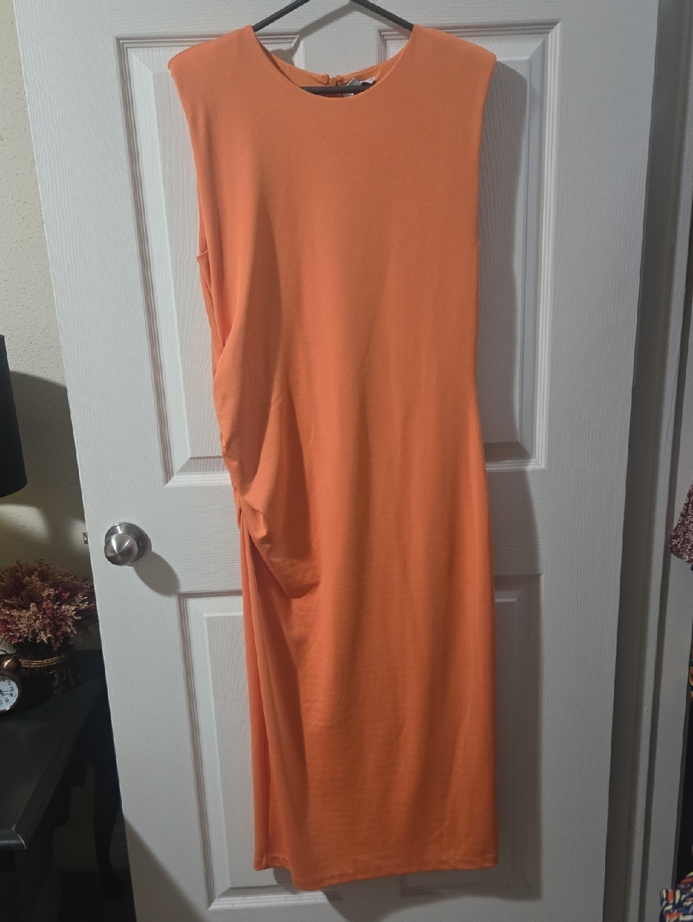 Evereve Bright Orange Sleeveless Midi Dress